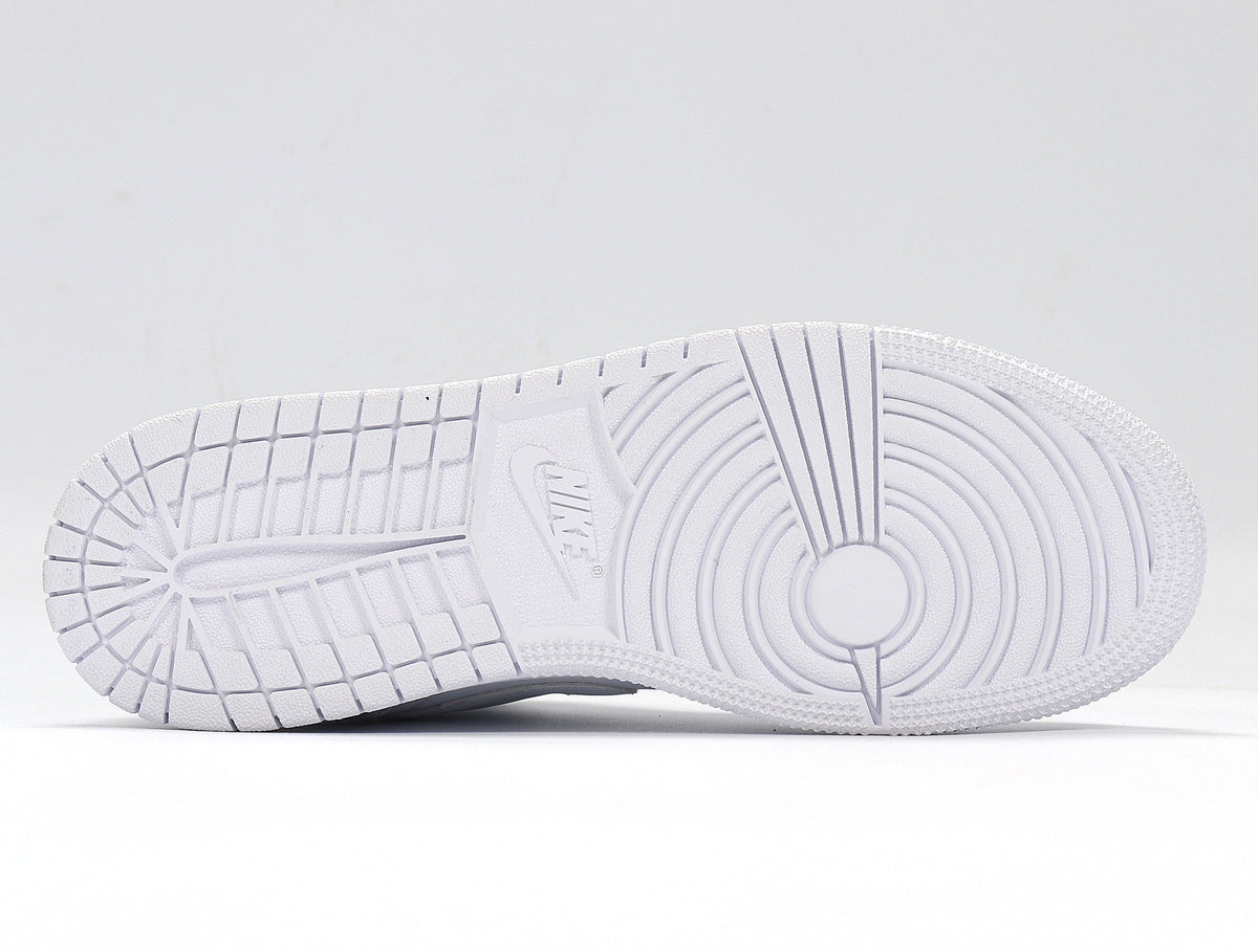 Jordan 1 High White Basketball Sneakers CW7589-100