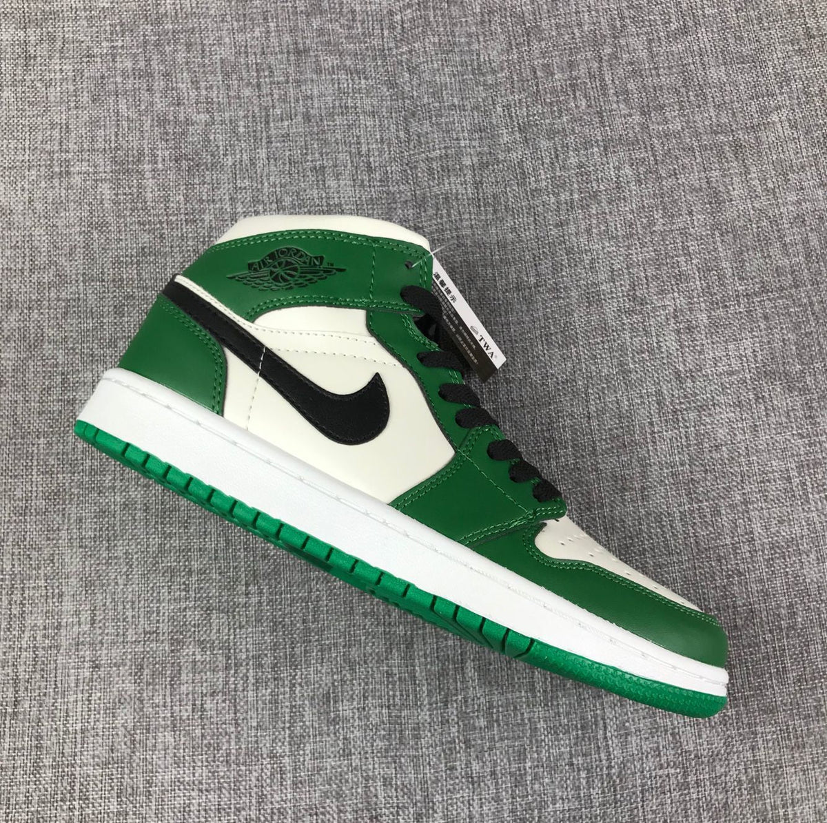 Jordan Air Jordan 1 Mid Celtics White Green Black Sneaker 852542-301