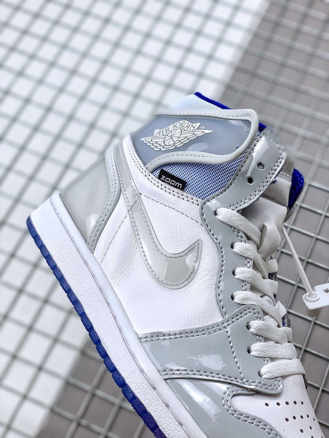Jordan Air Jordan 1 High Zoom R2T Sneakers White Grey Blue