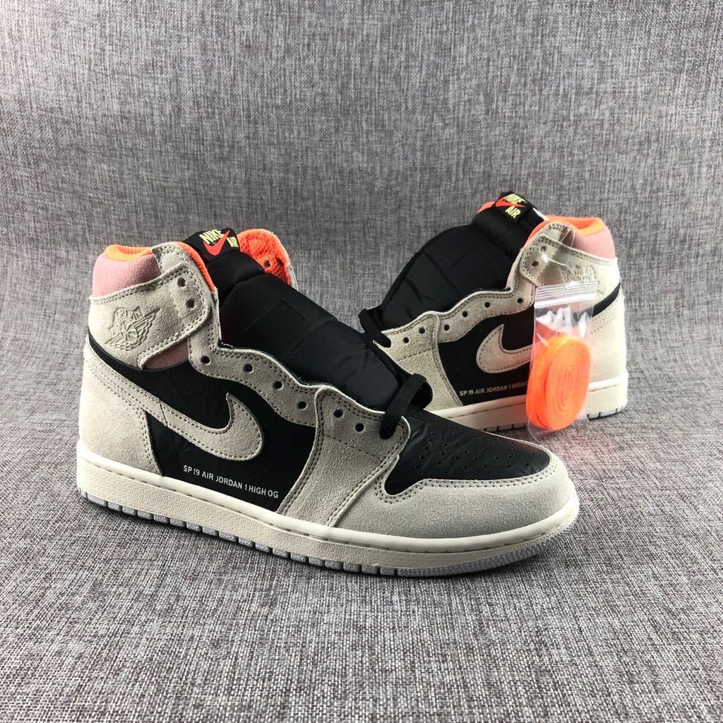 Jordan Air Jordan 1 High OG Grey Black Pink 555088-018