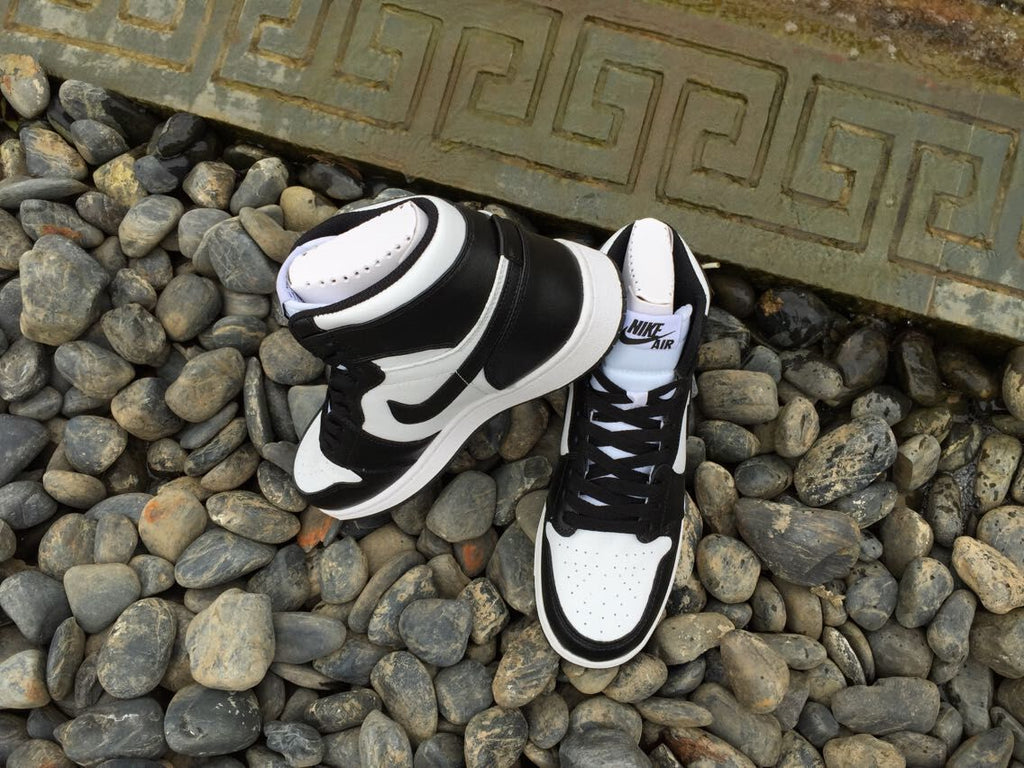 Jordan 1 High Black and White Women's Sneakers
