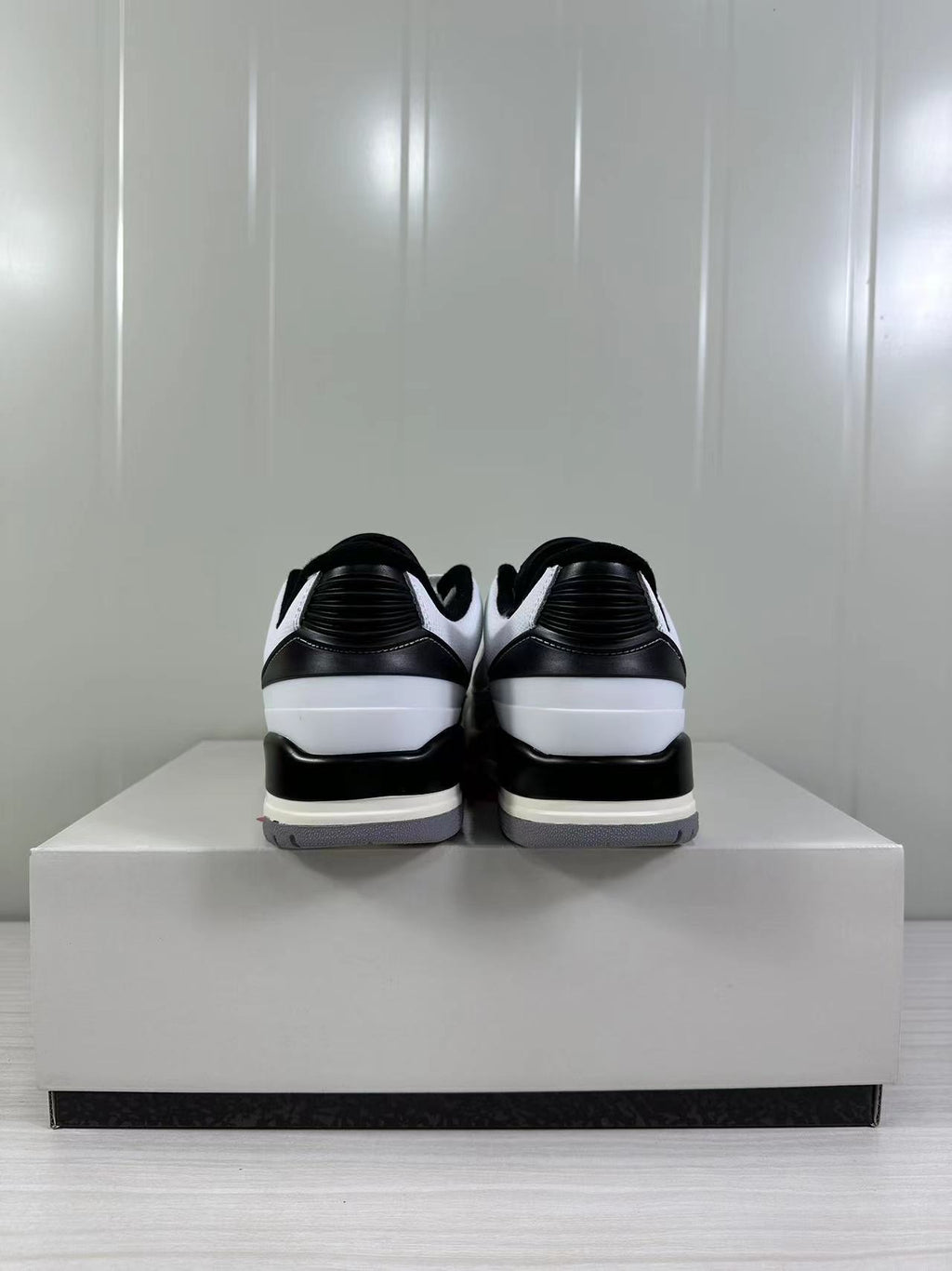 Jordan Air Jordan 2/3 Low Sneakers White Black FD0383-100
