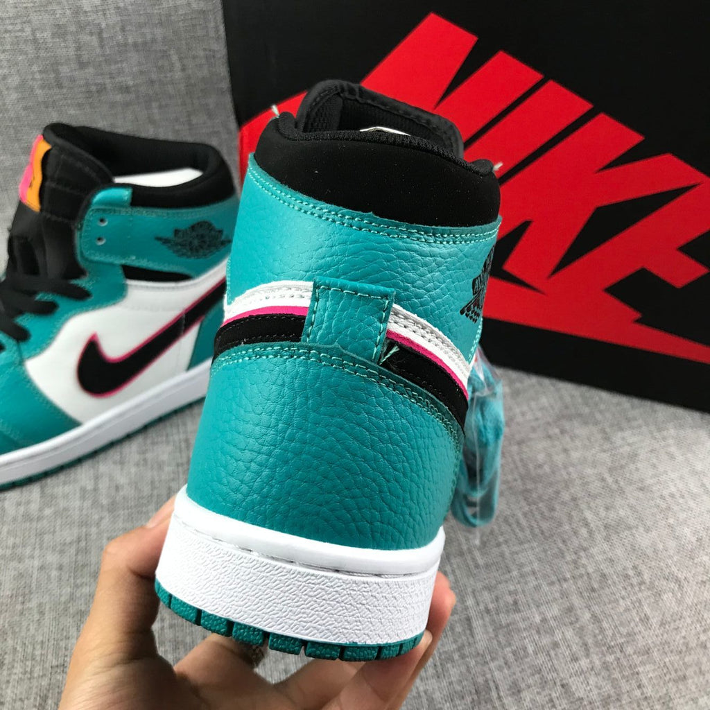Air Jordan 1 Retro High OG South Coast Toes Sneakers