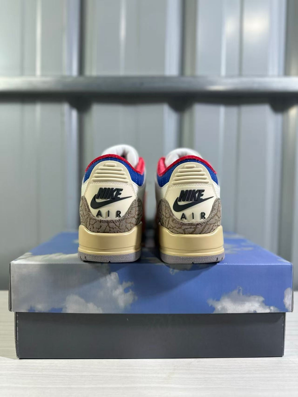 Jordan Air Jordan 3 Retro OG SP Sneakers White Blue Red IB1482-100