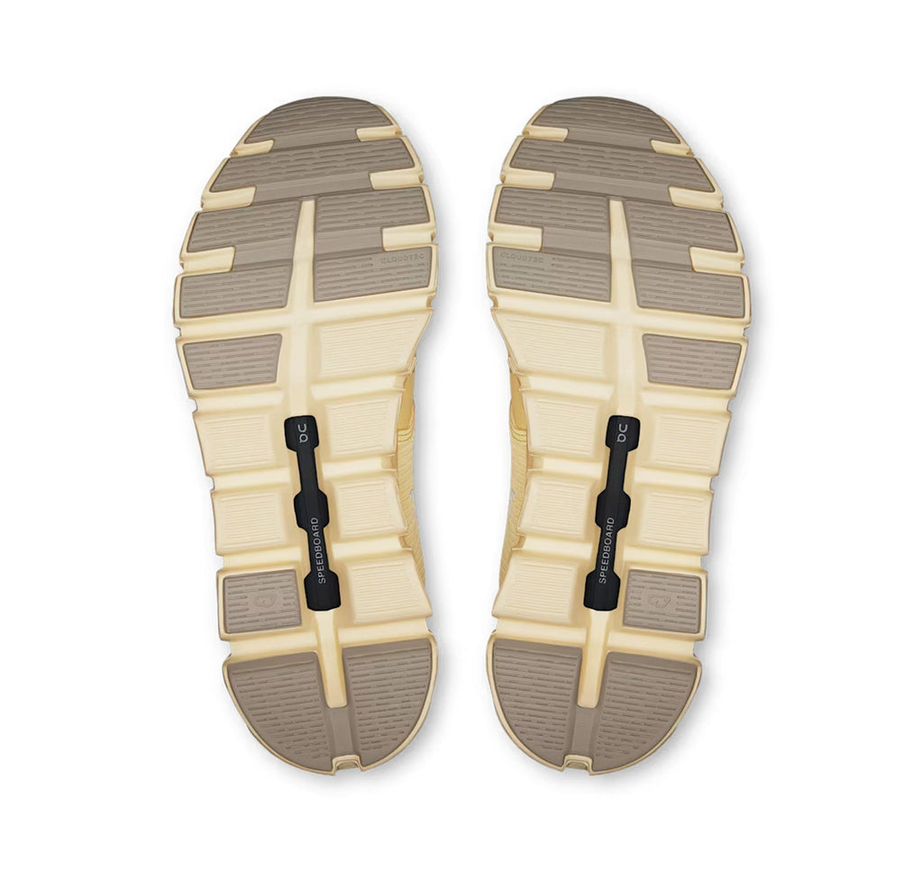 ON Women's Cloud 6 Waterproof Nectar/Castor